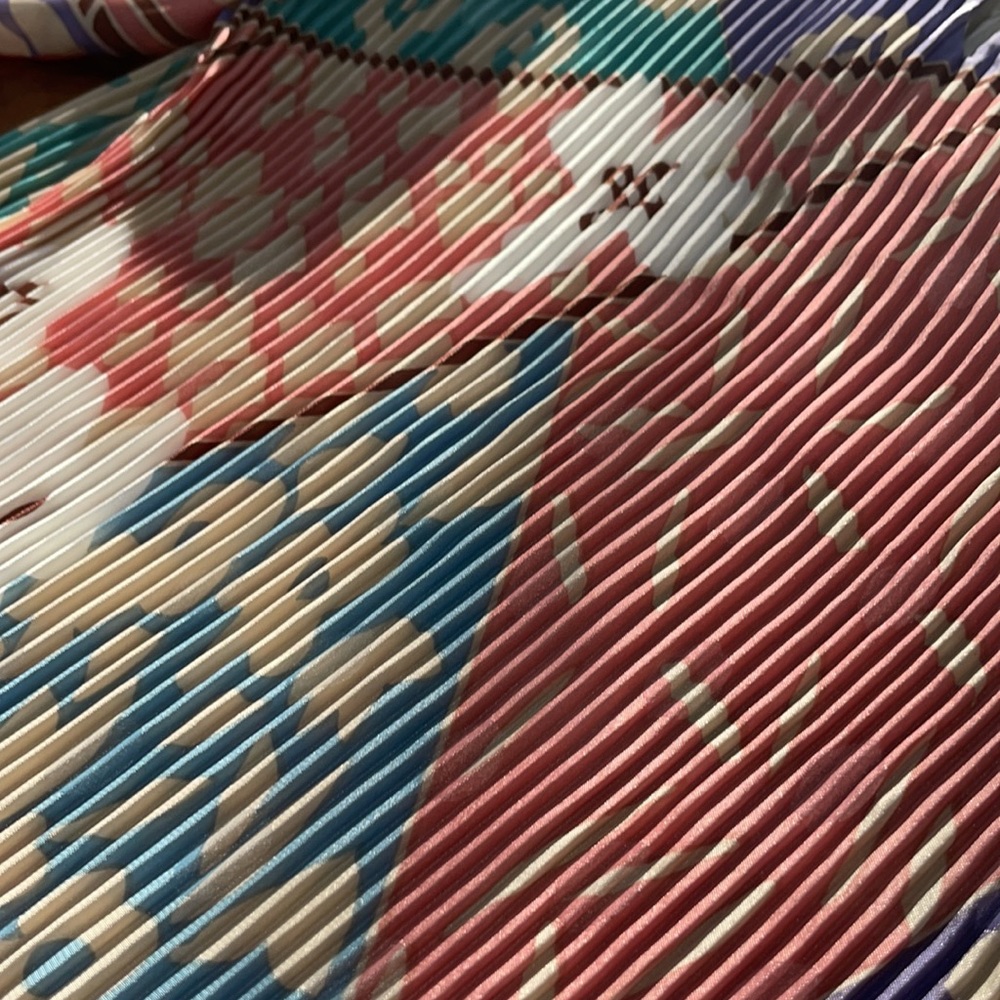 Vintage 80’s Raul Blanco Petites 💯 silk dress! - Picture 11 of 15